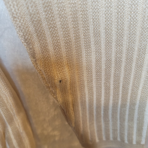 2 Valerie Stevens 100% Pure Silk Turtleneck Sweaters Women's Size Small - Picture 9 of 9